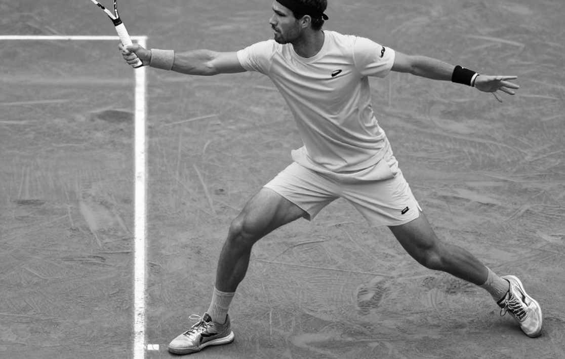 Mertens hạ Swiatek ở China Open: Lão tướng đọc trận và cái giá thể lực phía sau